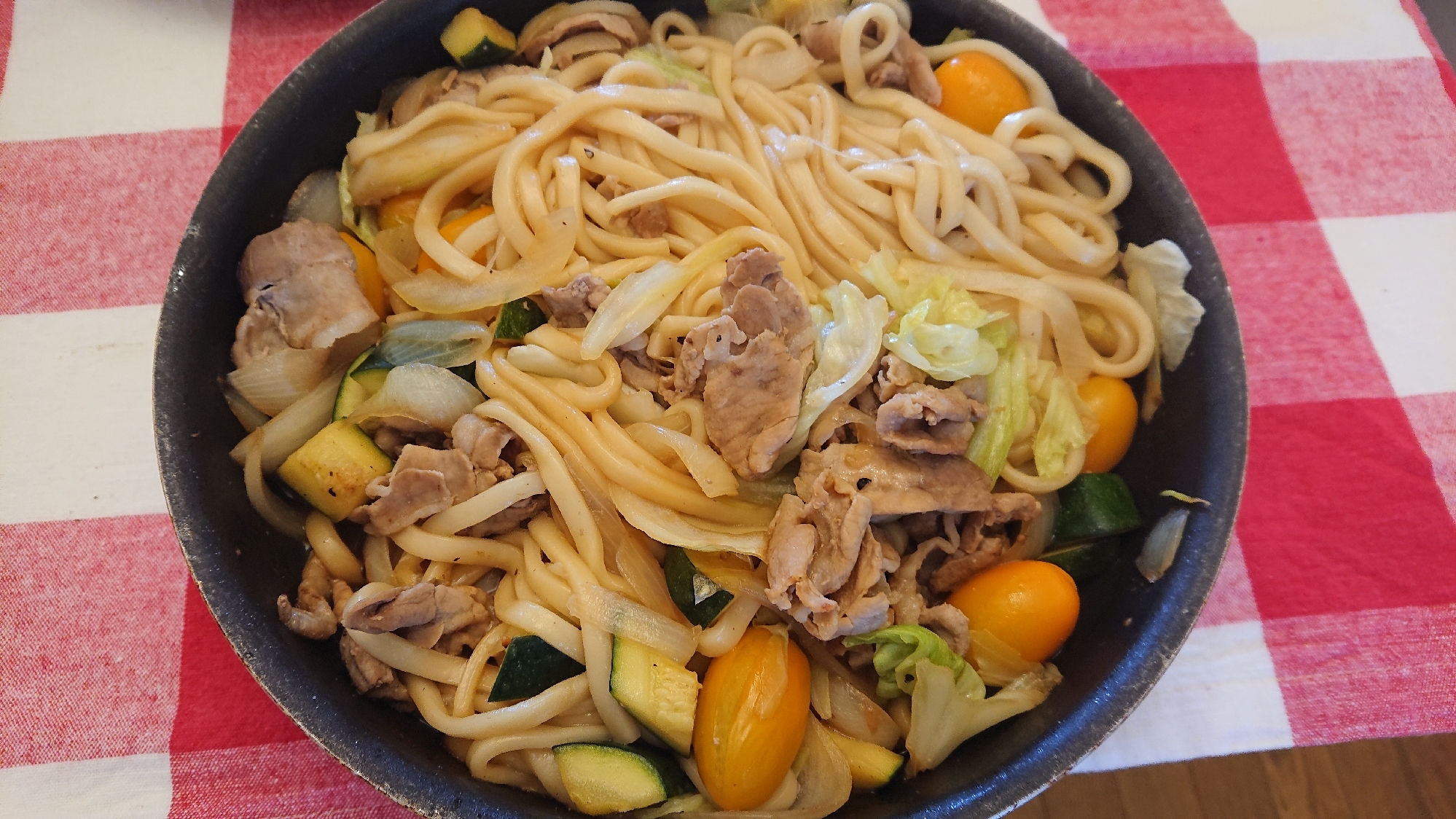 大豆出汁で旨味♥️焼きうどん