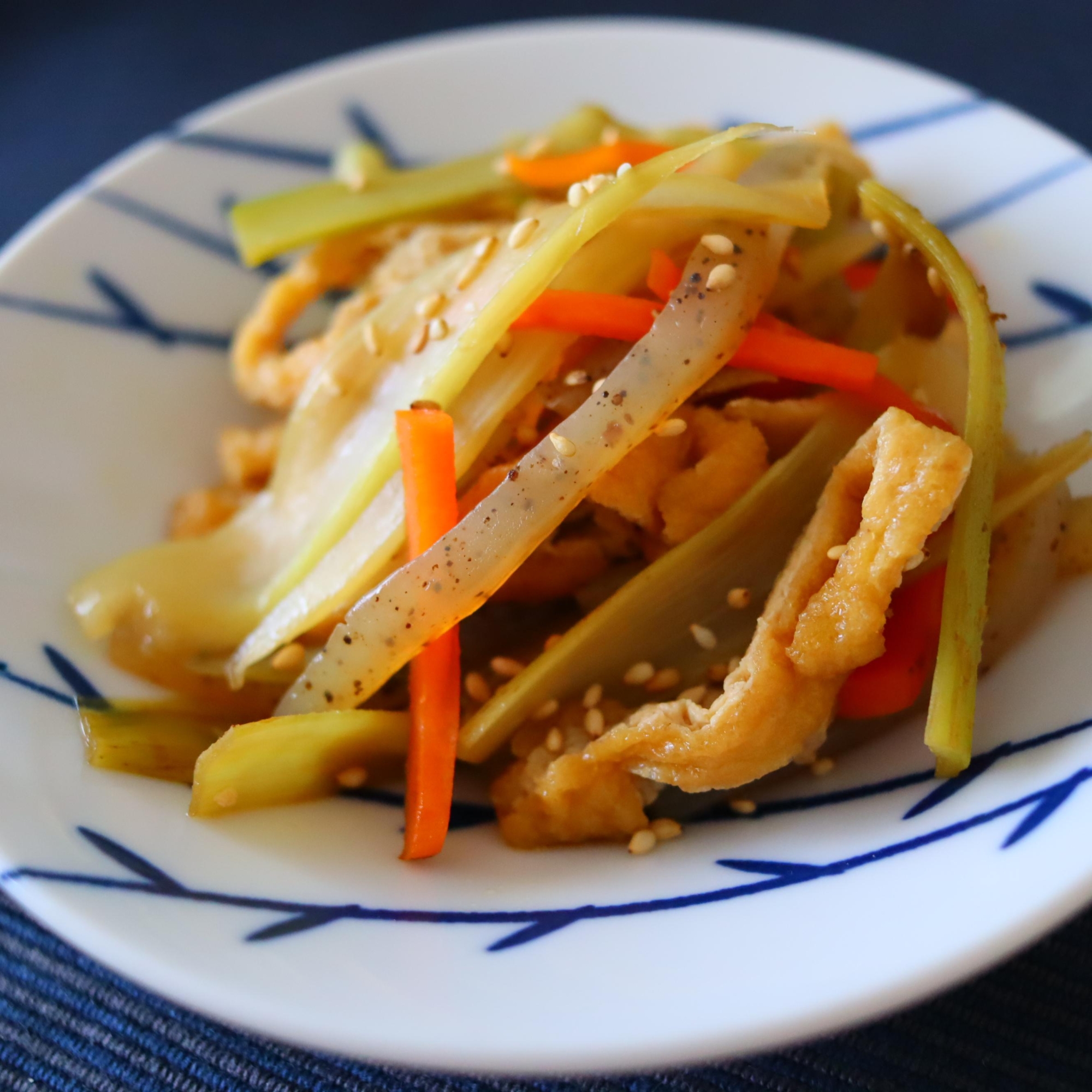 ウドと油揚げの野菜きんぴら