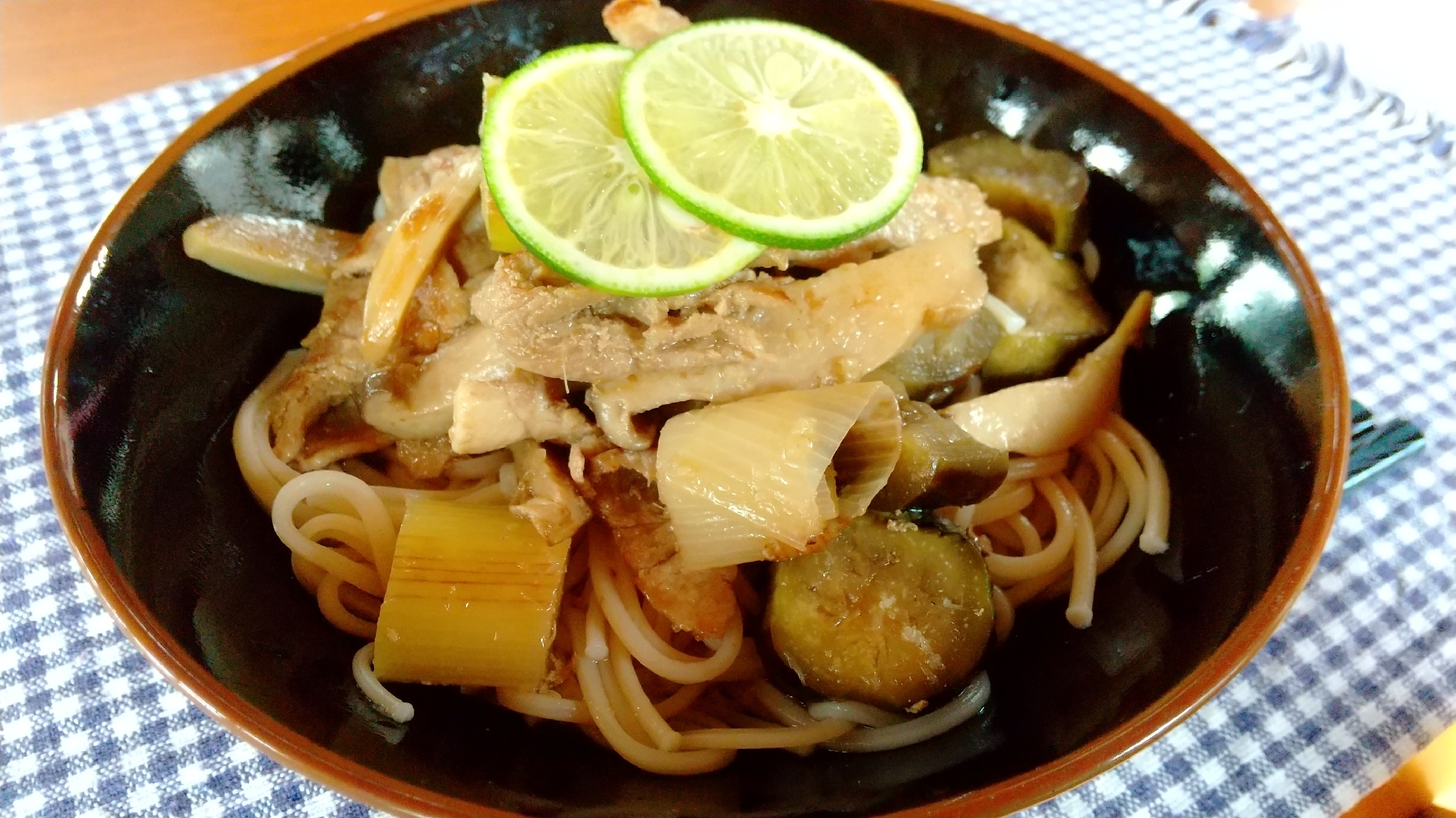 豚肉と野菜の冷やあつ素麺