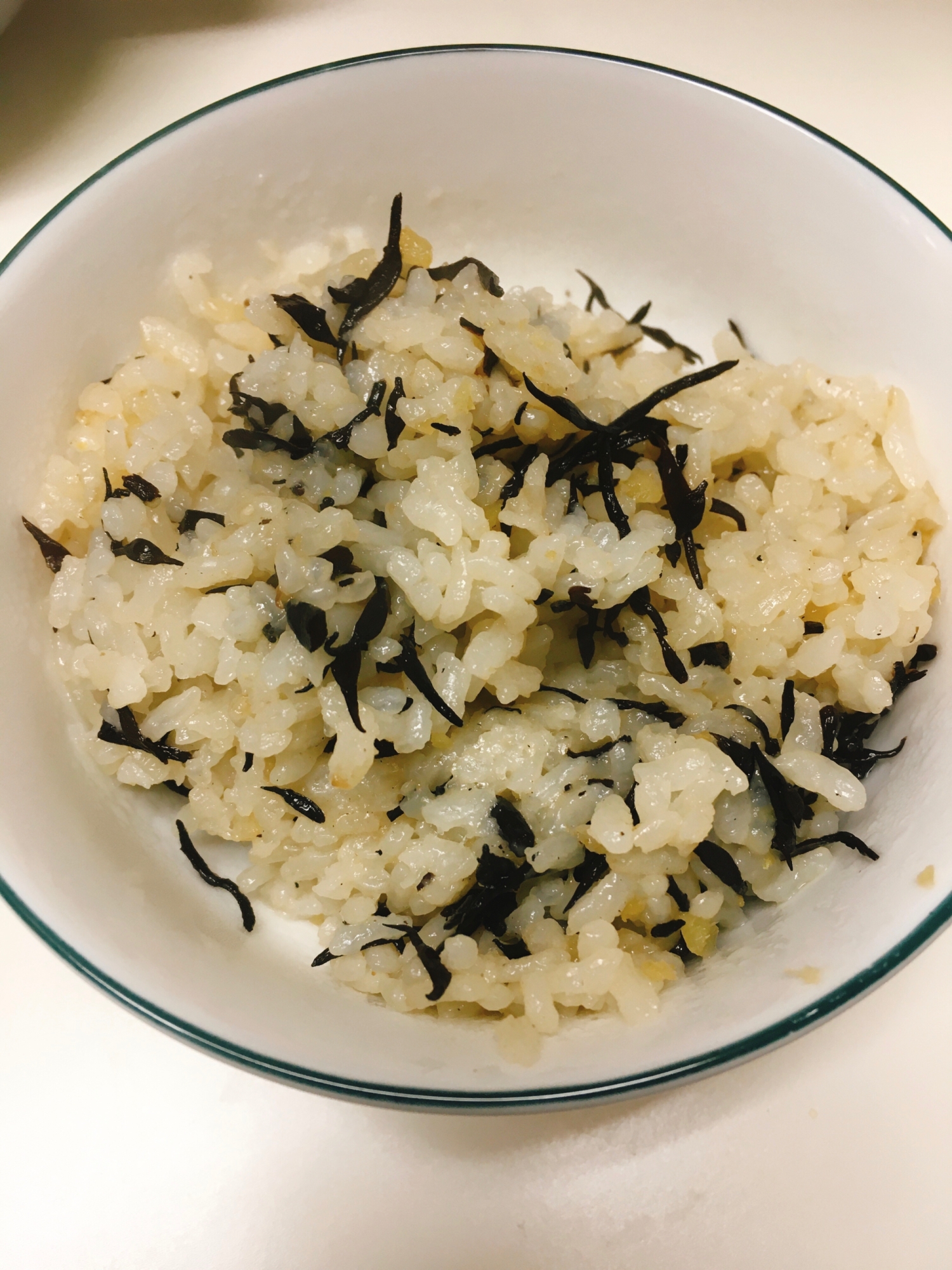 鍋キューブで♪ひじきの炊き込みご飯