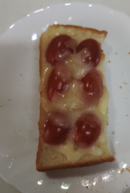 簡単でもコツで美味❤トマト&チーズのトースト♪