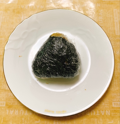 さつまいもの甘煮と椎茸昆布マヨおにぎり