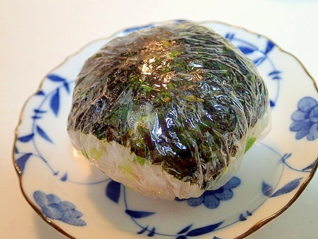 ラー油香る　葱マヨの韓国海苔巻きおにぎり