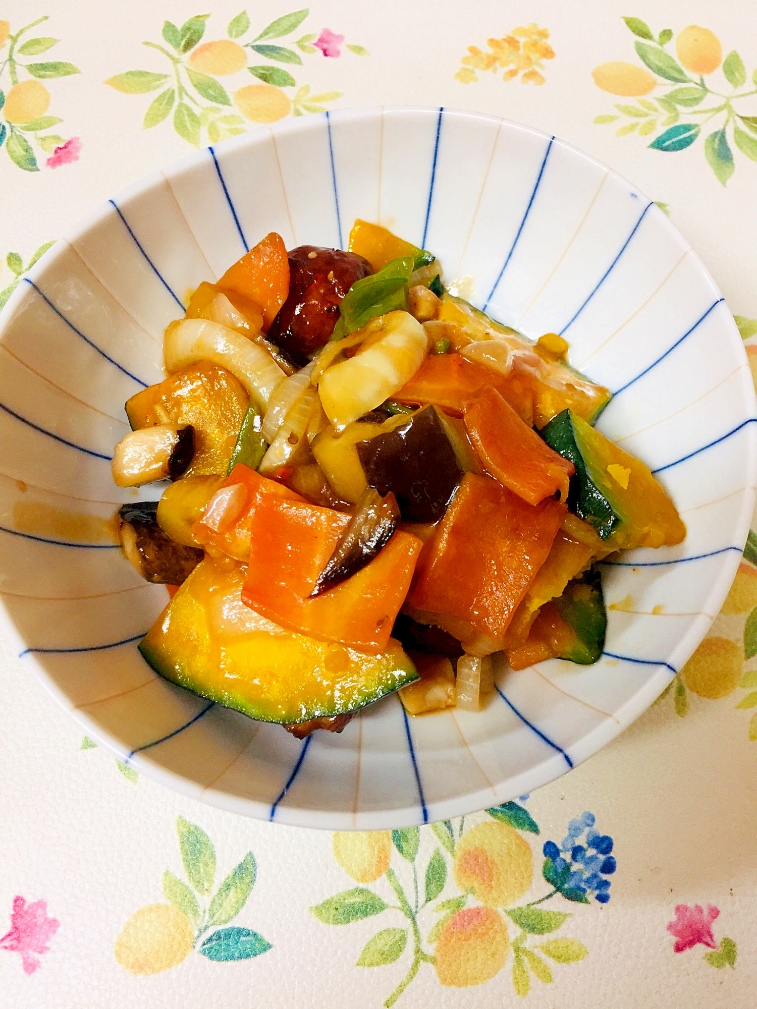 総菜肉団子とピーマンかぼちゃ茄子の夏野菜酢豚風
