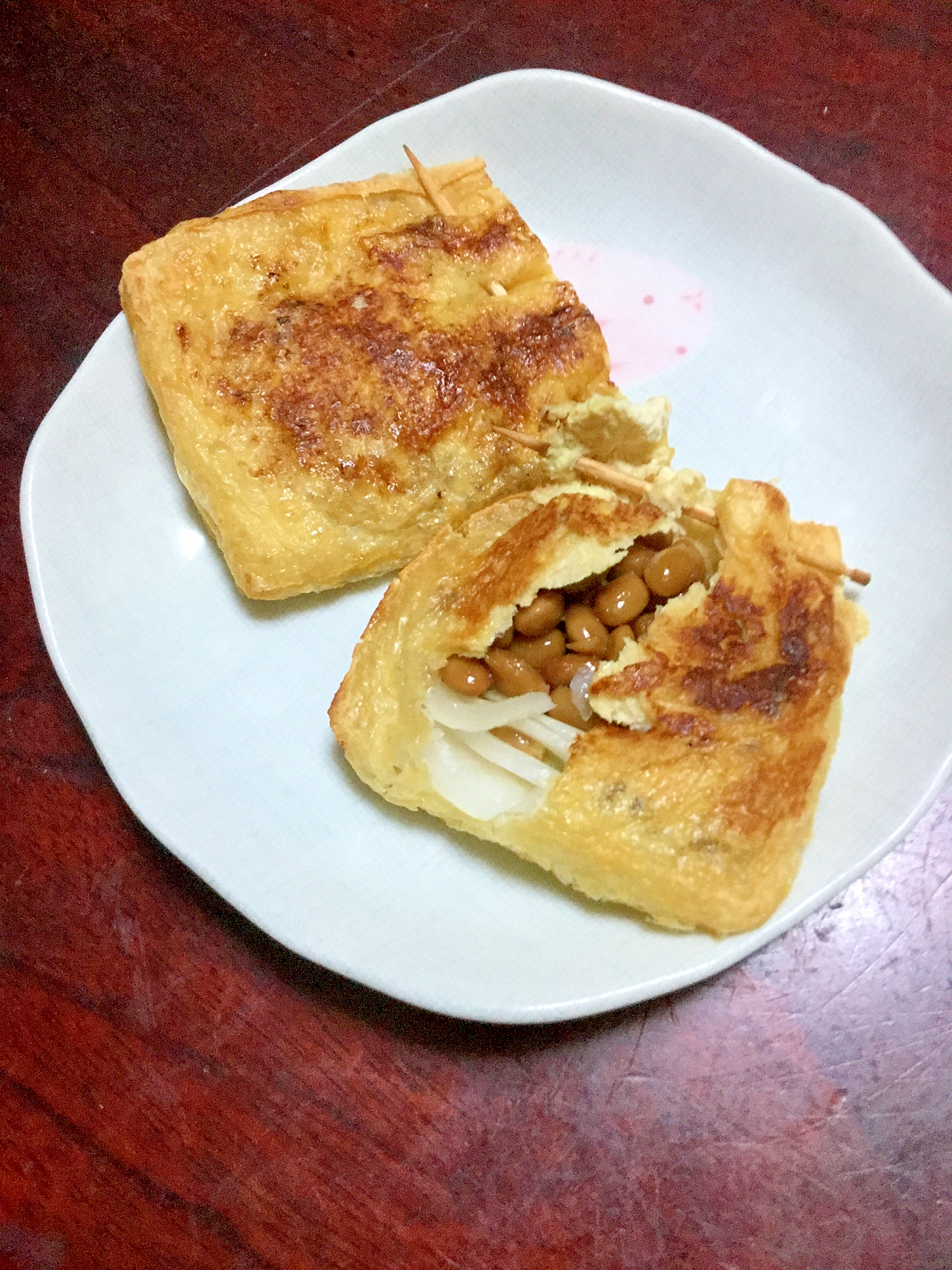 納豆と新玉ねぎの巾着焼き。