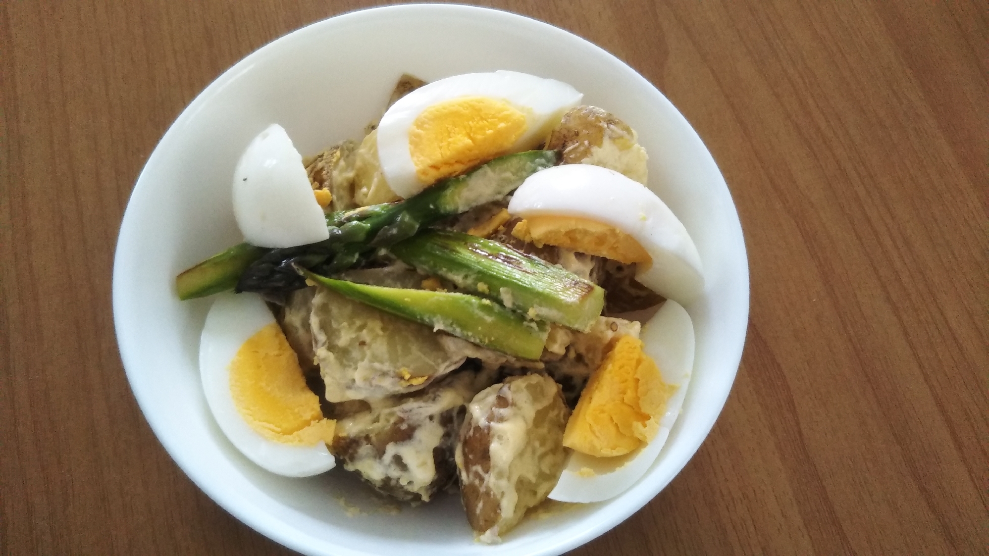 アスパラとゆで卵のデリ風ポテトサラダ!