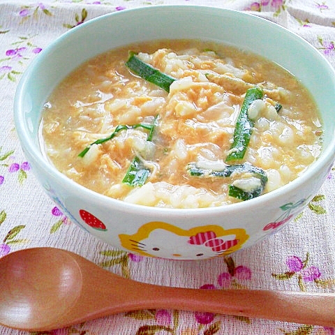 風邪かな と思ったら 卵とニラのおじや レシピ 作り方 By Mama Papa 楽天レシピ