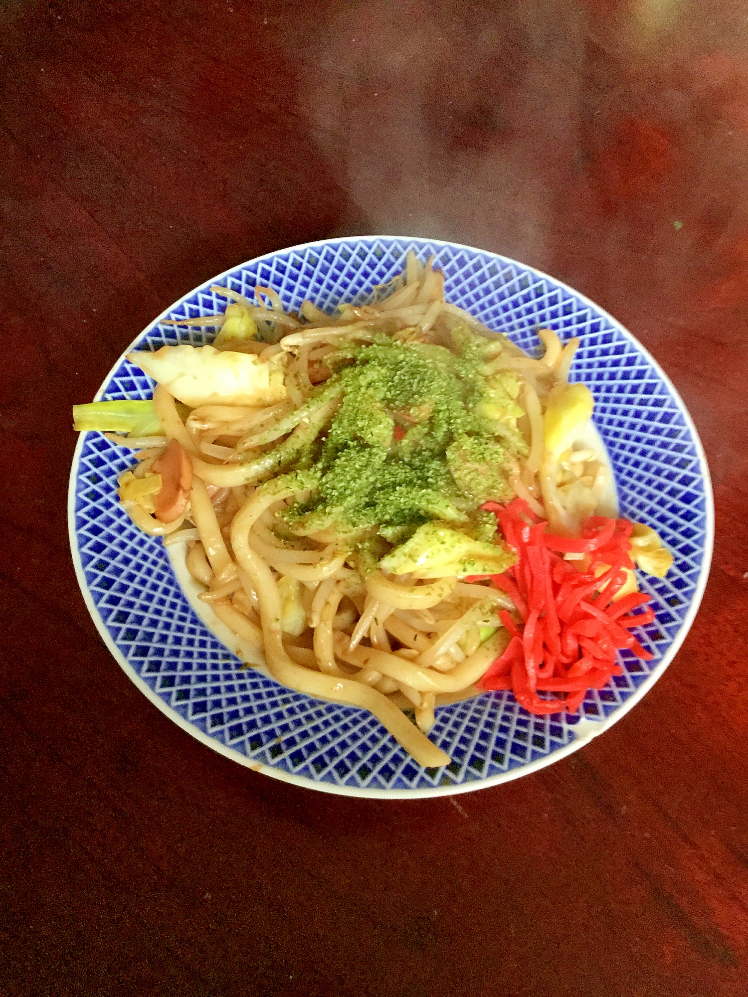 カレー風味なソース焼きうどん＠ウインナーと野菜。