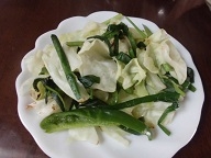 ピリ辛味で野菜がおいしく食べられます。