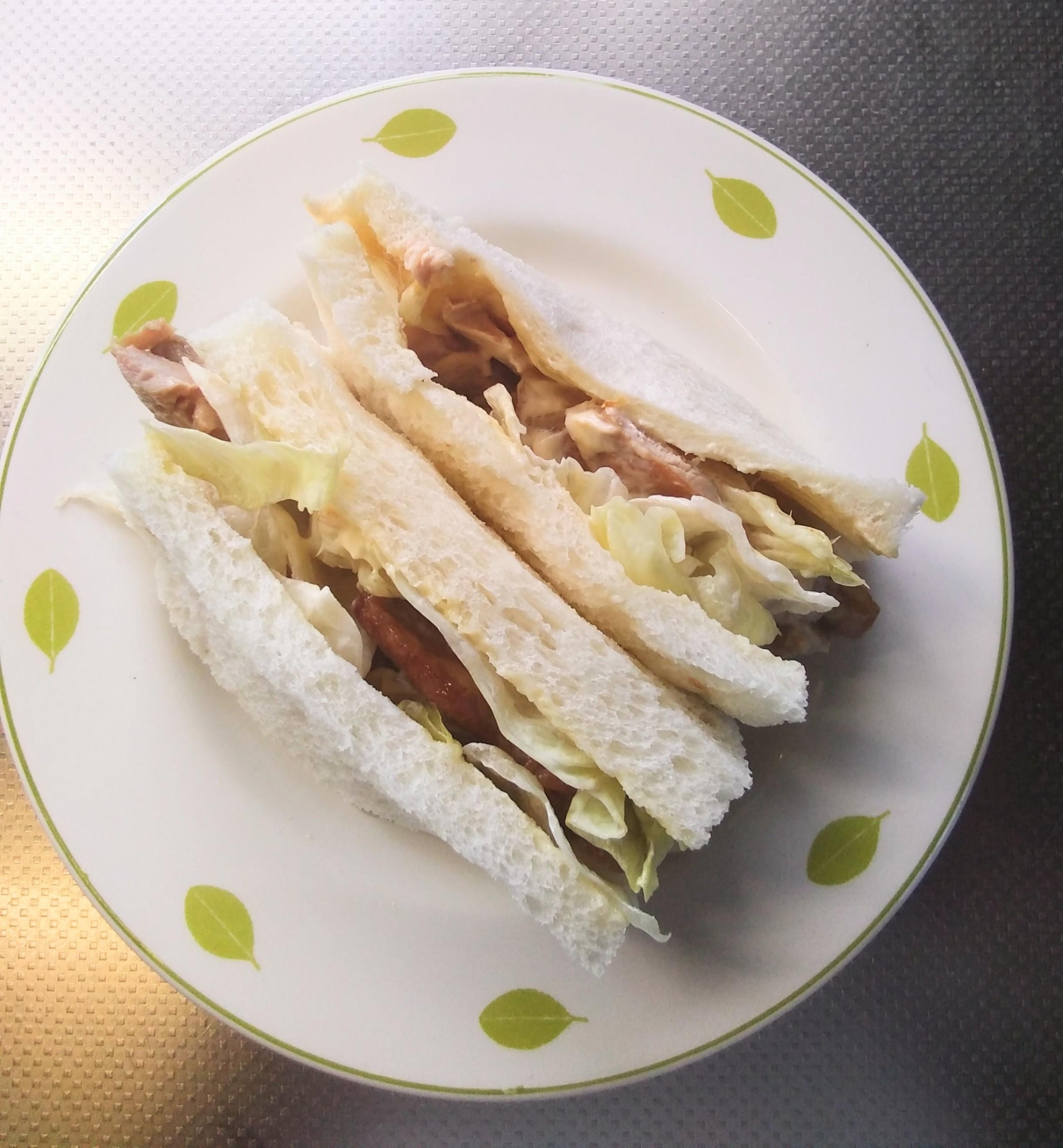 テリマヨチキンサンド　照り焼きチキンサンド