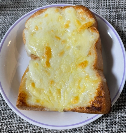 チーズたっぷりで頂きました！
もちろん美味しかったです^ ^