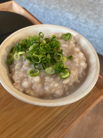 酒飲んだ後の〆に☆白だしで卵と梅干しのお粥さん☆