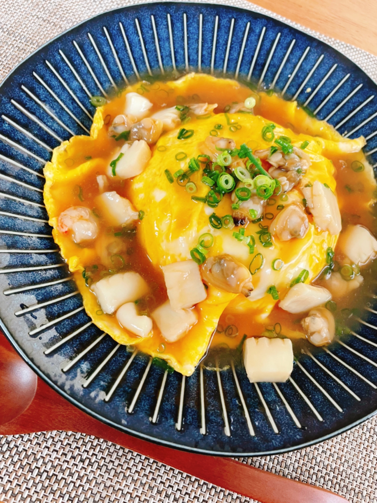 冷凍シーフードミックスでパパっと簡単 海鮮天津飯 レシピ 作り方 By Teppendakemjki 楽天レシピ