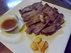 牛ステーキ バターしょうゆソース レシピ 作り方 By きのこのみみ 楽天レシピ