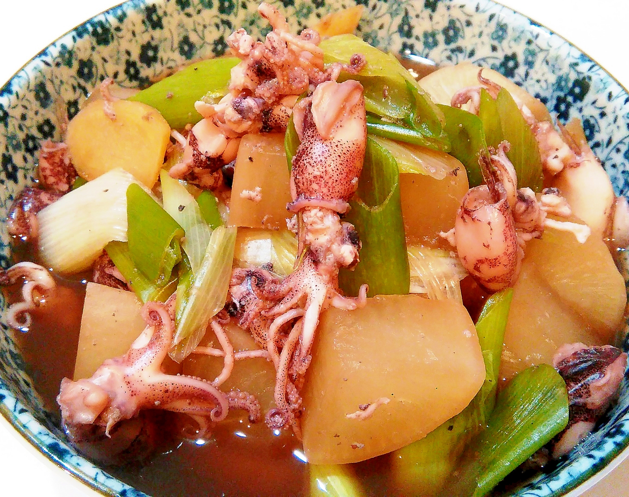 下ゆでなし！ヒイカと大根の煮物