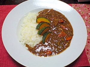 いろいろ夏野菜の牛挽きカレー