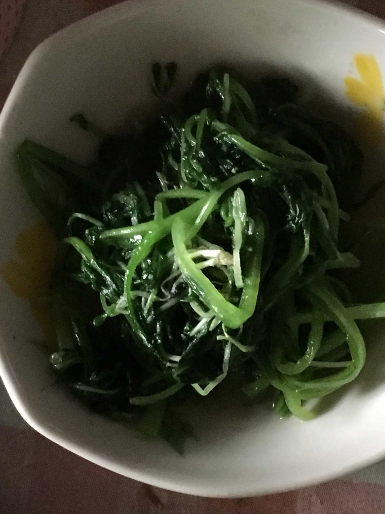 京水菜、べんり菜、春菊の塩炒め