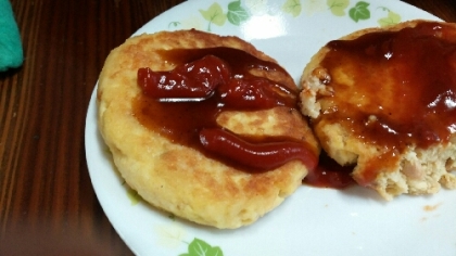 フワフワでさっぱり、お豆腐でハンバーグが作れるなんて感動でした！ポン酢でもいけそうです~リピします！