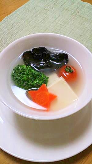 お豆腐と木耳の中華スープ　