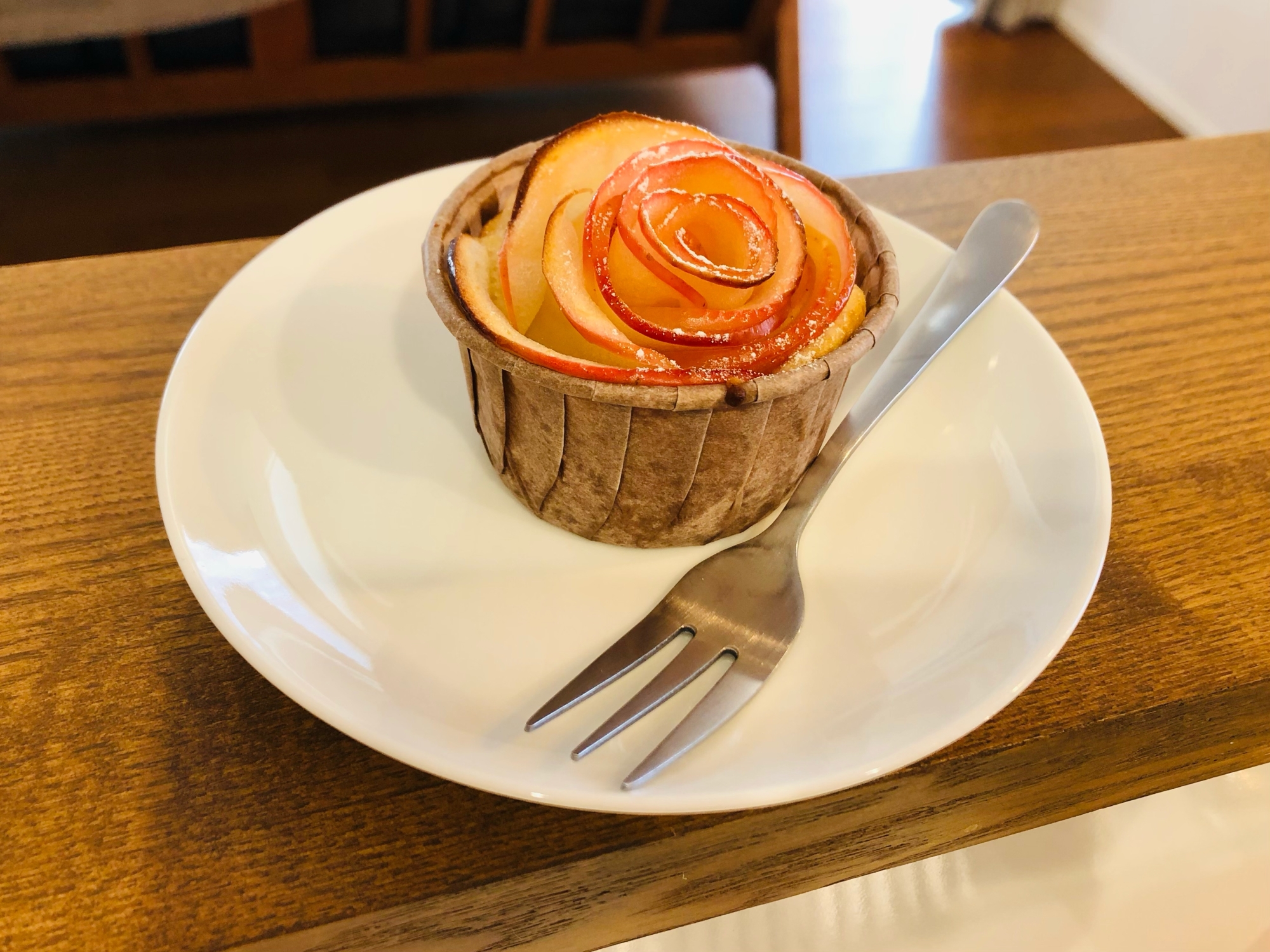 りんごのローズカップケーキ