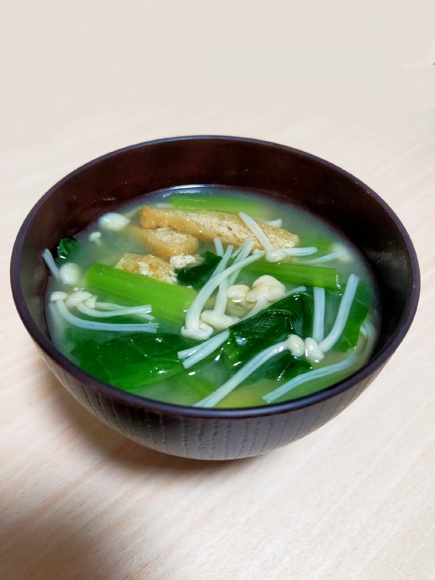 小松菜とえのきと油揚げのお味噌汁