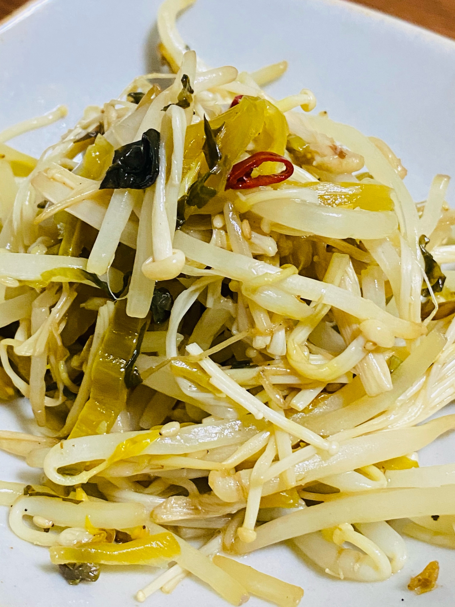 もやしと高菜の炒め物