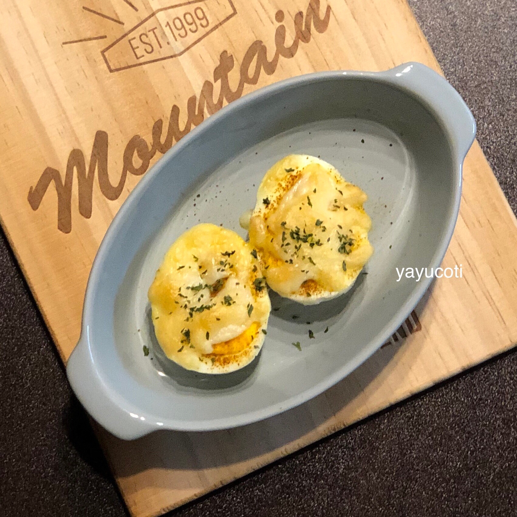 超かんたん！ゆで卵のカレー風味チーズ焼き