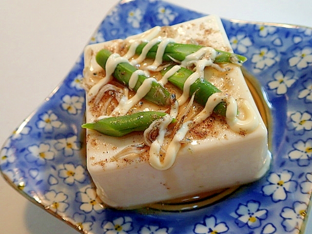 花椒塩香る　いんげん豆とちりめんじゃこの冷奴