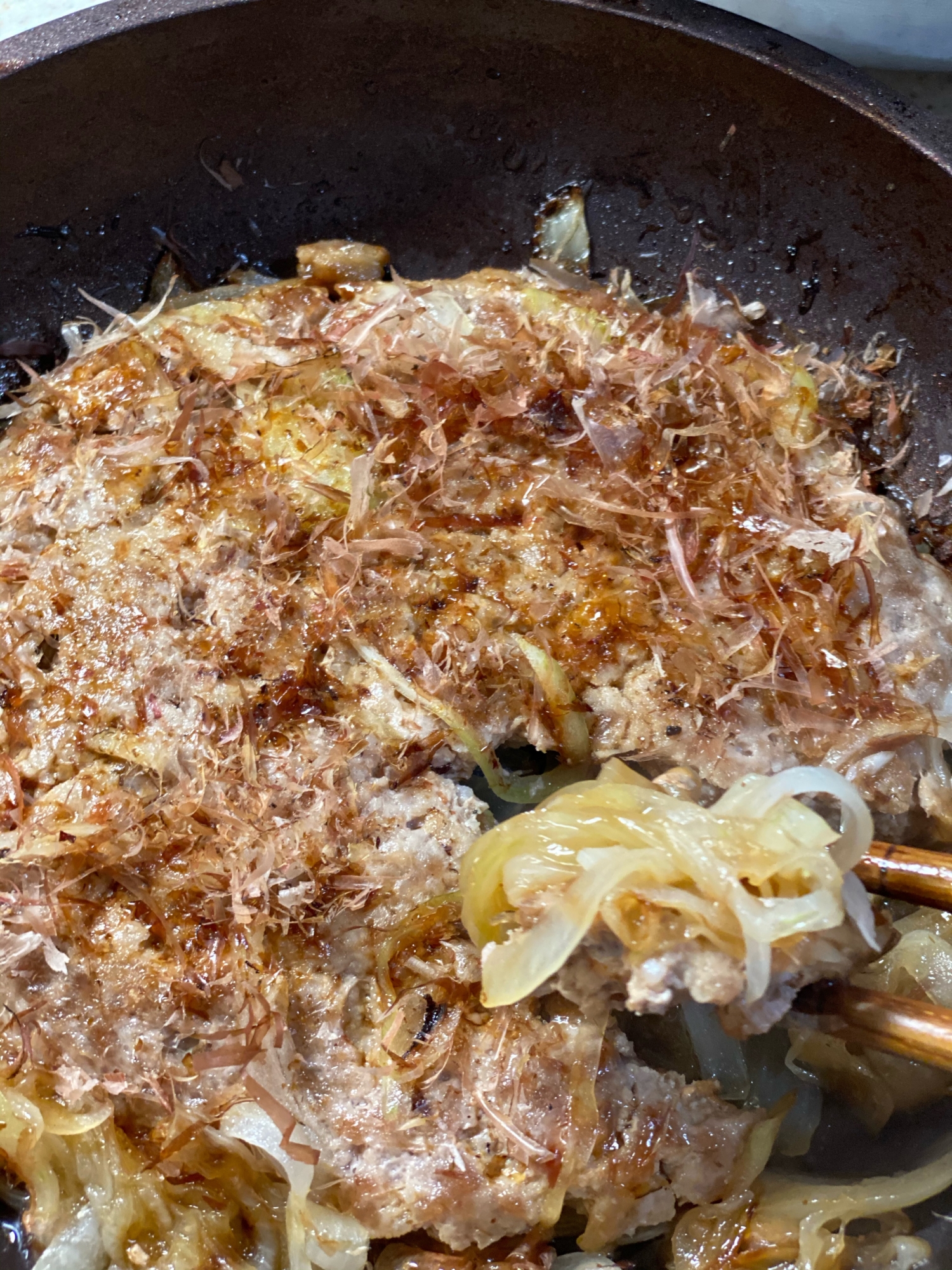 挽肉の玉ねぎ鰹節焼き