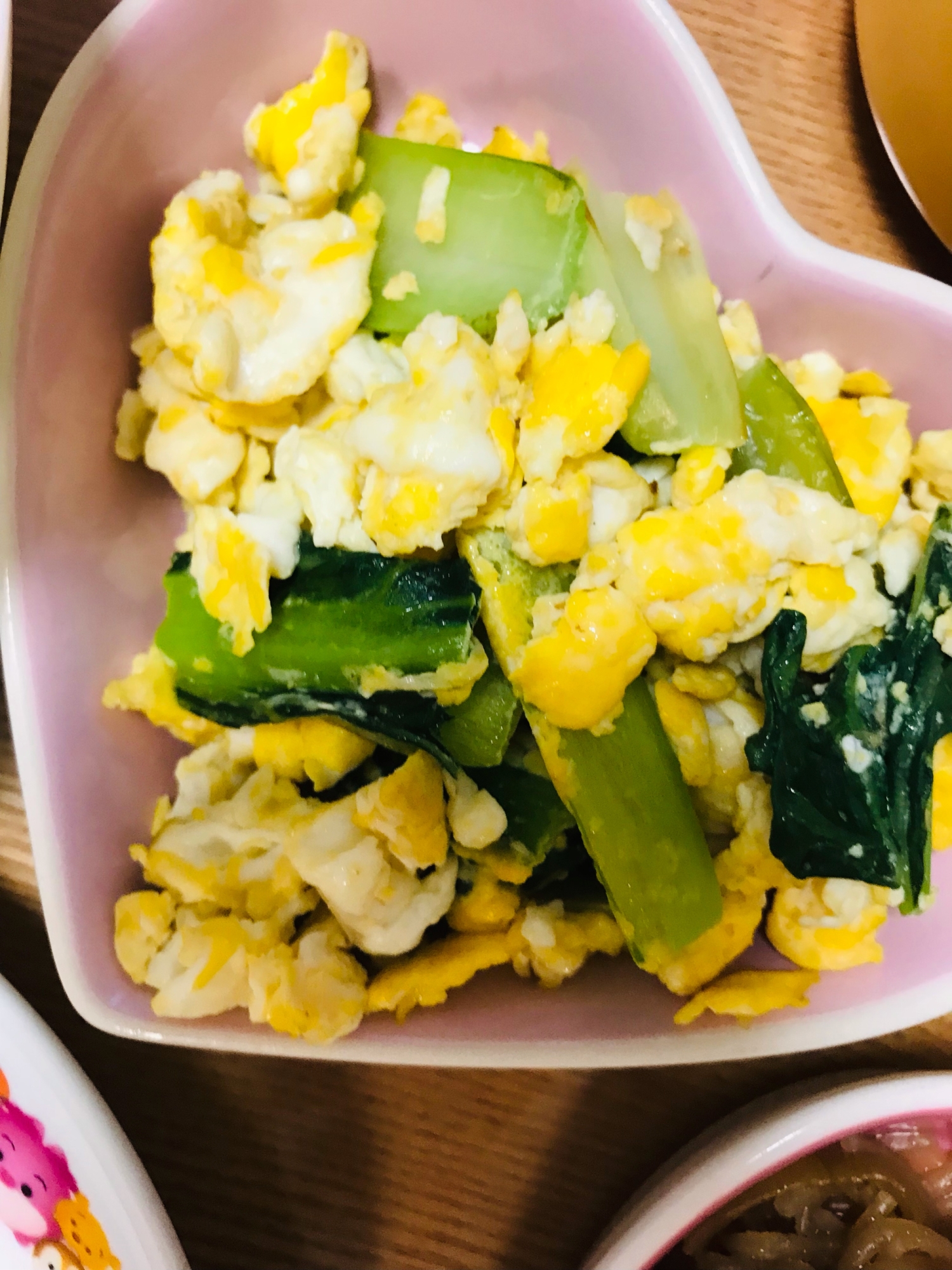 小松菜と卵のシャンタン炒め