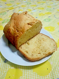 フルグラ入りスイート食パン（ブーランジェリー使用）
