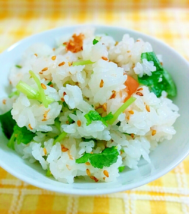 完成☆シャキシャキ♪三つ葉と梅の混ぜご飯