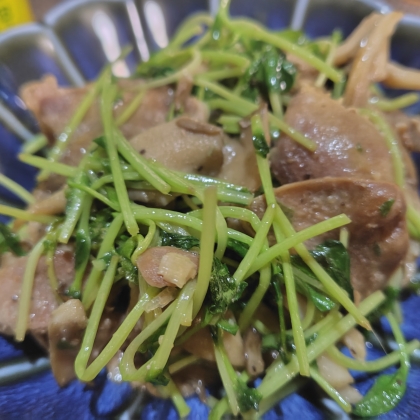 砂肝＊豆苗のにんにく炒め