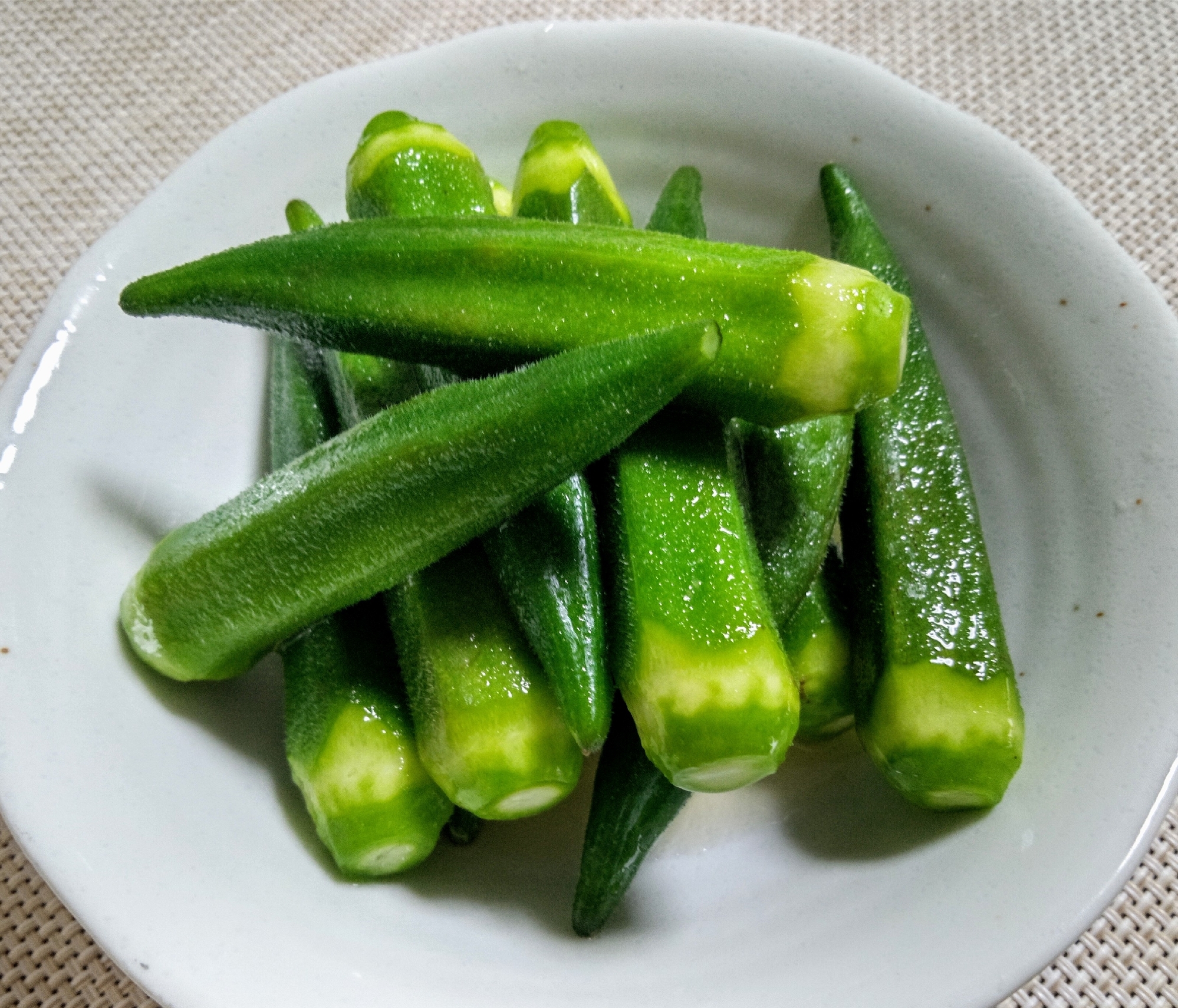 食べ出すと止まらない、オクラの漬物