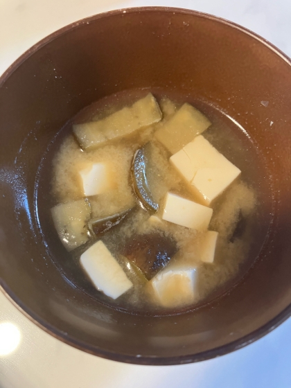 豆腐となすのお味噌汁