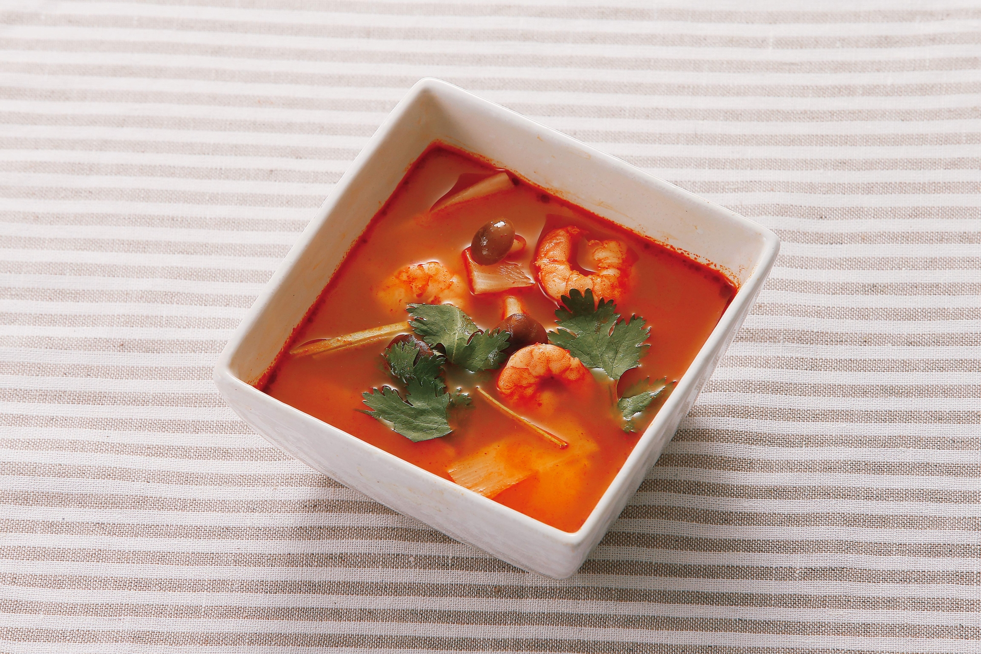 楽天マート パクチー入り具沢山トムヤンクンセット レシピ 作り方 By 楽天mart 楽天レシピ