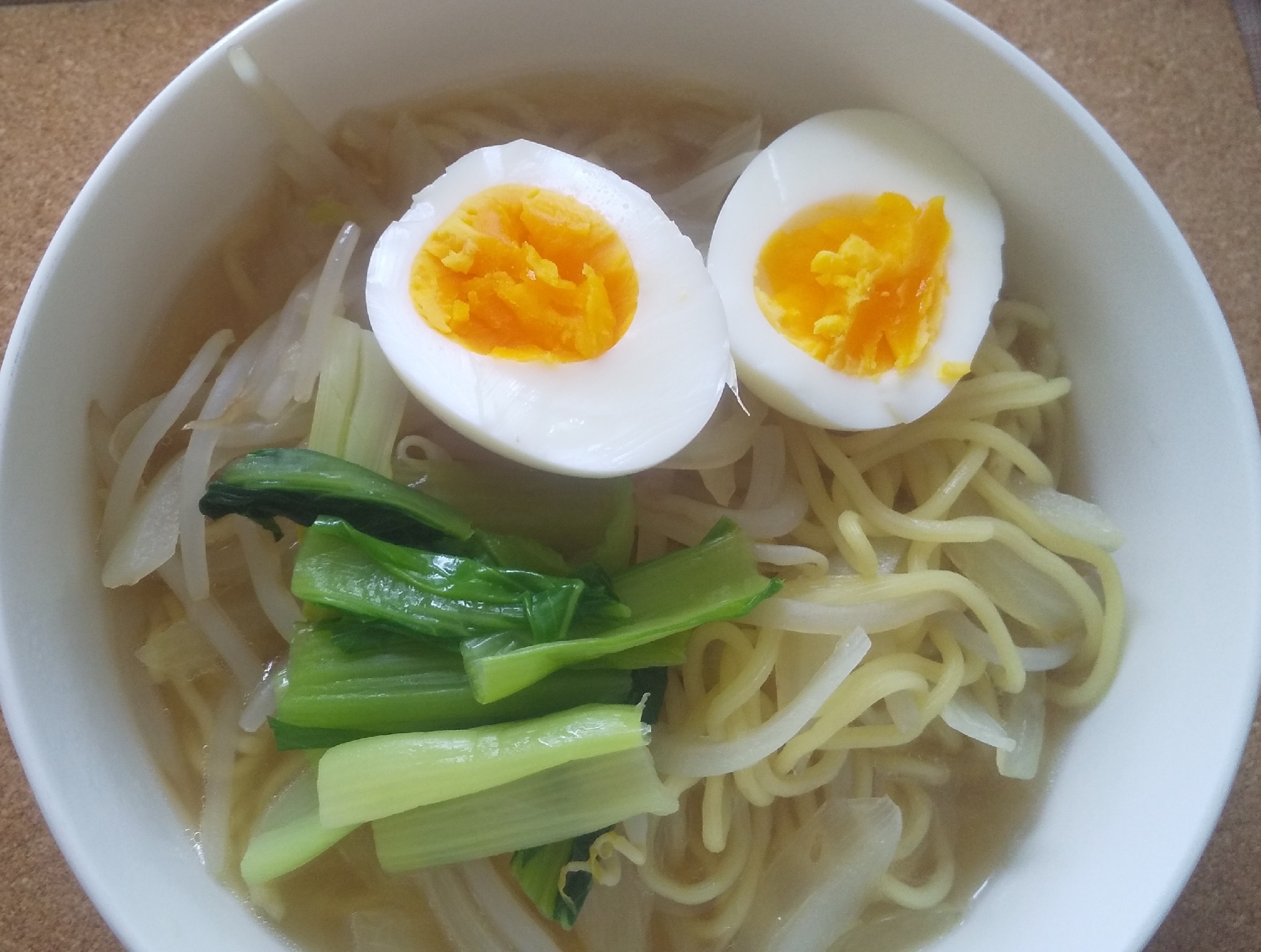 冷蔵庫にあるもので塩ラーメン