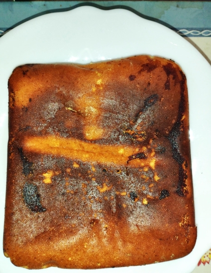 普段作ってるホットケーキと違い膨らみ方が少ない？のでひっくり返すタイミングをミスって焦げちゃいました。でも美味しかったです。ごちそうさまでした。