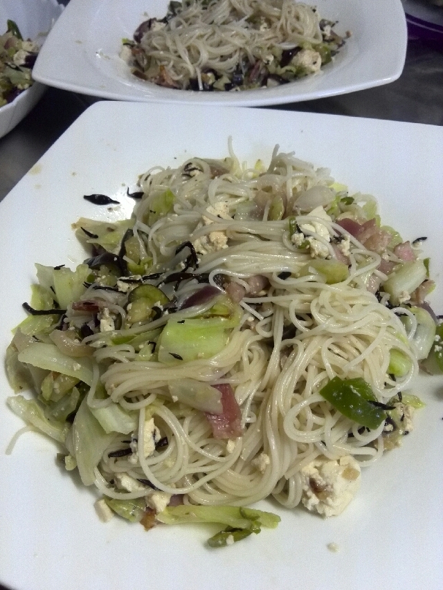 ひじき入り　栄養満天なそうめんチャンプルー