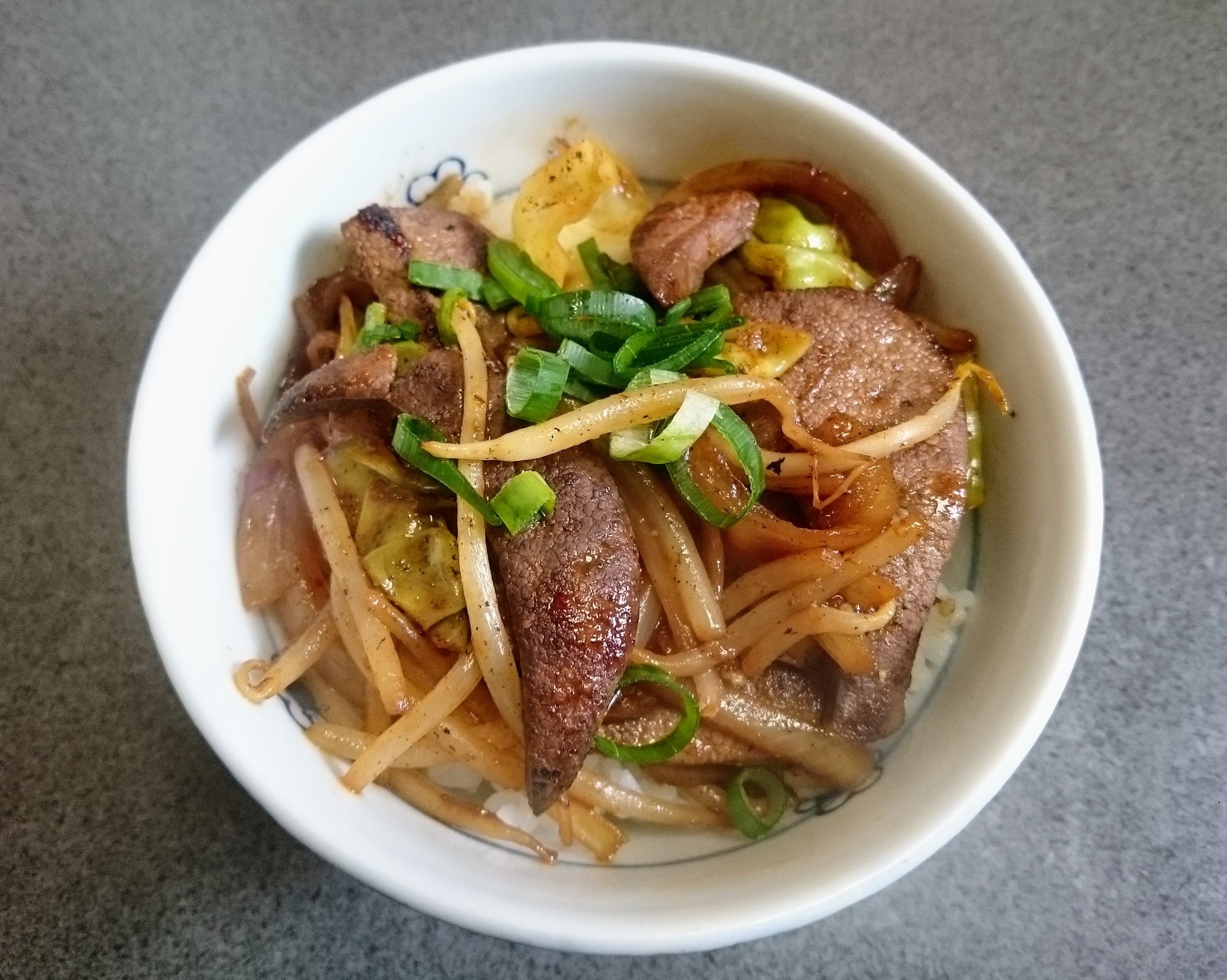 豚レバ野菜炒めご飯