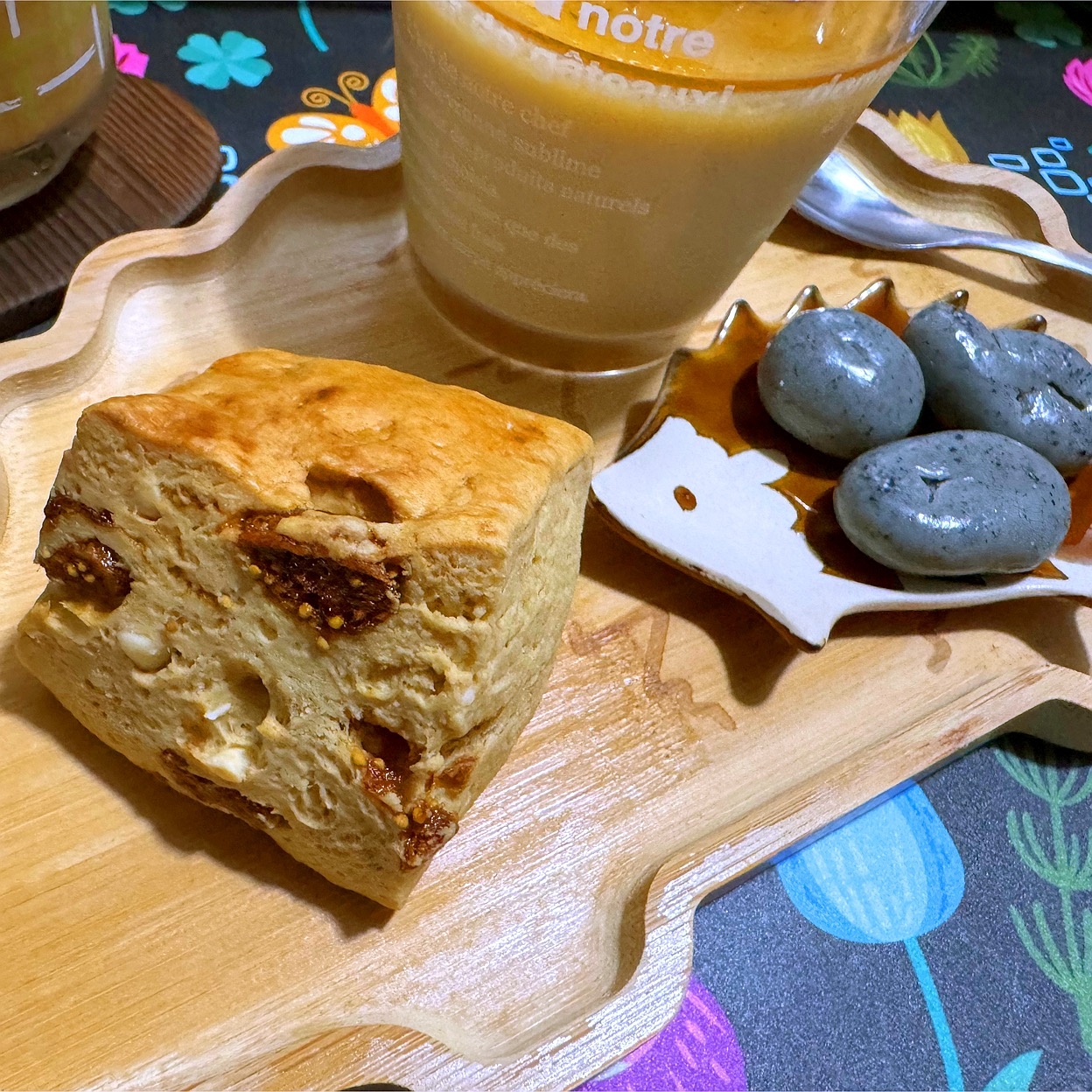 無花果とチョコの豆乳きな粉スコーン