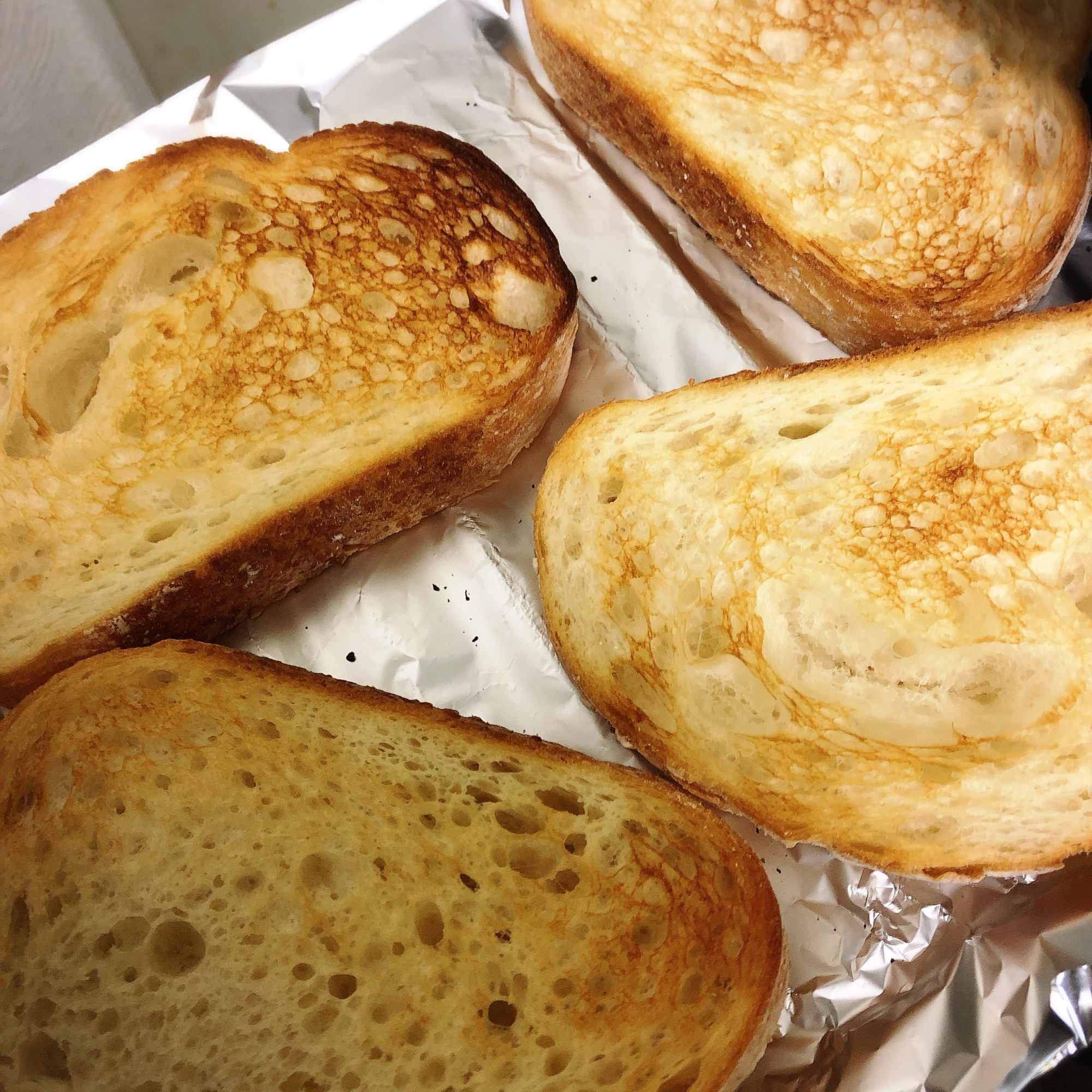 魚焼きグリルでパン焼き