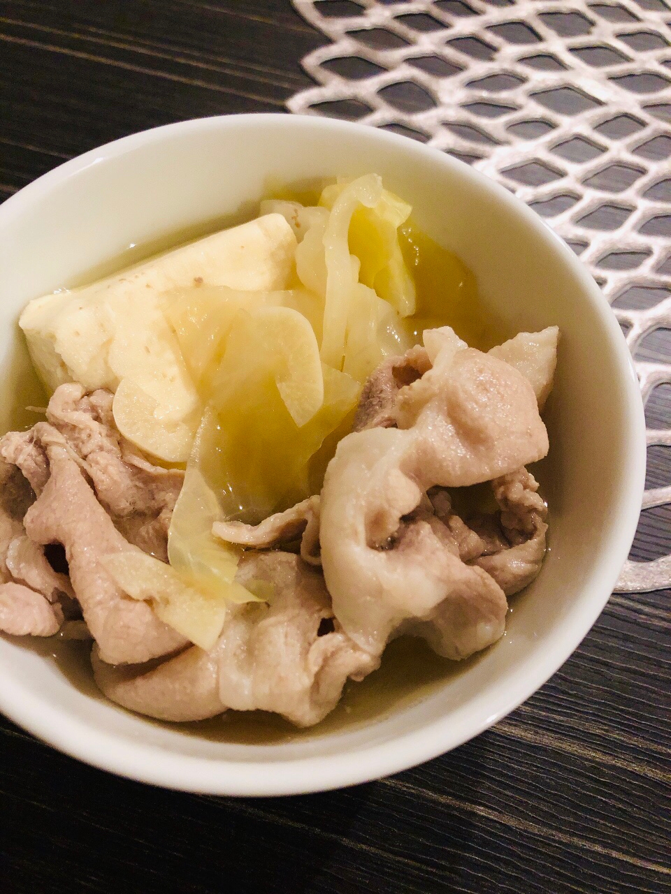 にんにく香る☆豚肉とキャベツのスタミナスープ
