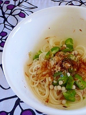 オクラでネバツル☆アレンジ素麺のトッピング