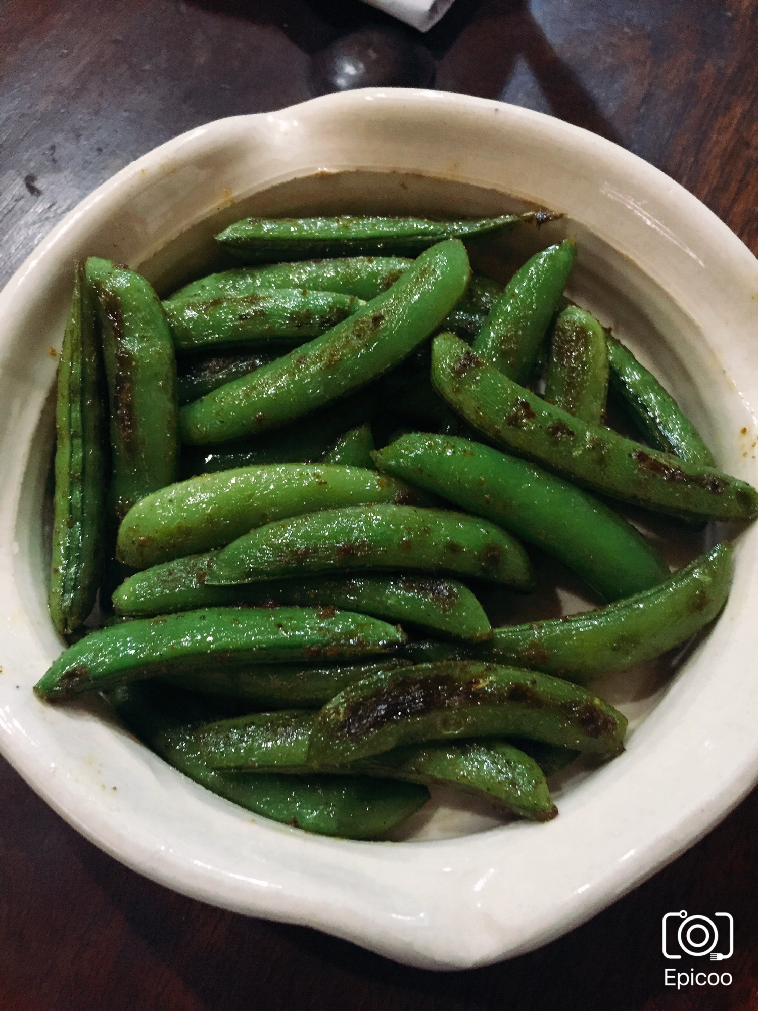 スナップえんどう オリーブオイルとカレー粉炒め