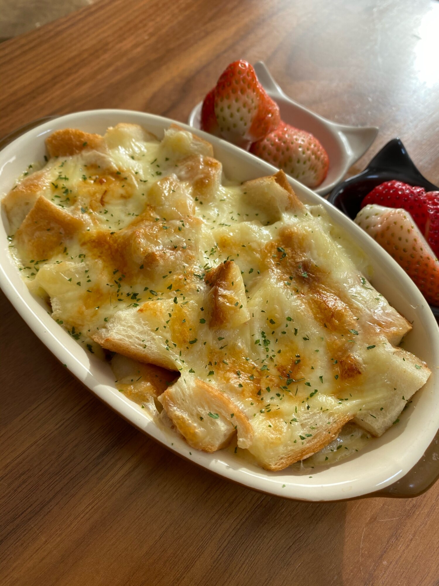 パン耳オニオンスープグラタン。 レシピ・作り方 by きぃ。3歳児の