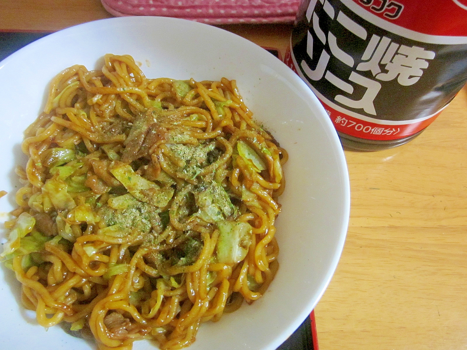 たこ焼きソースで作る！キャベツ多めの焼きそば♪