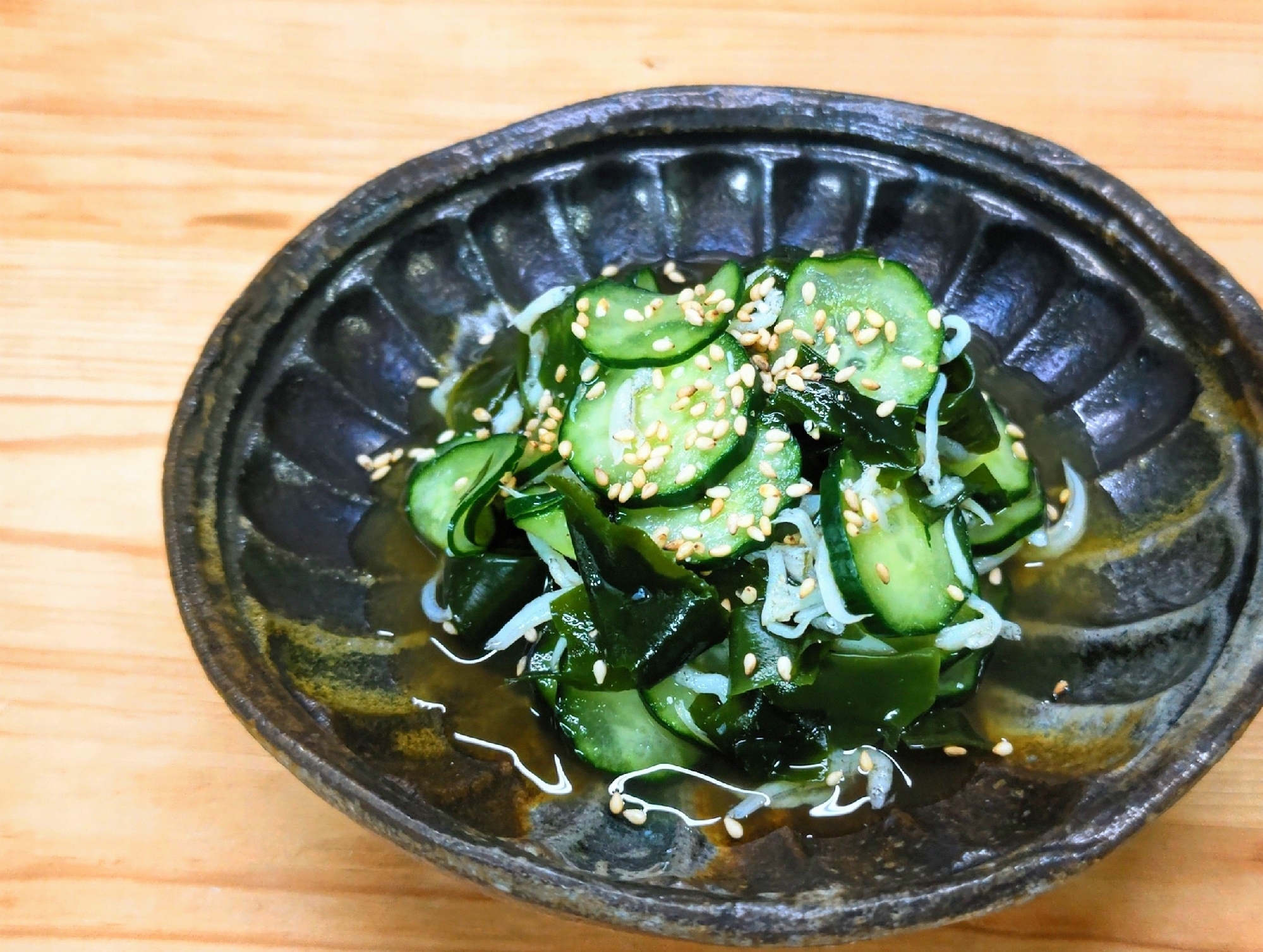 『きゅうりとわかめとしらすの酢の物』