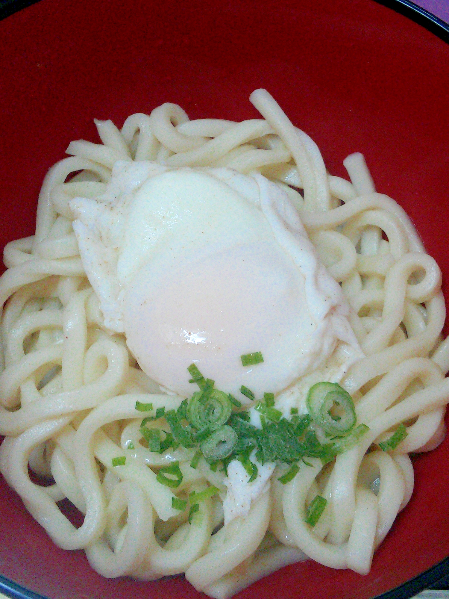 白だしで上品に☆ポーチドエッグのせぶっかけうどん