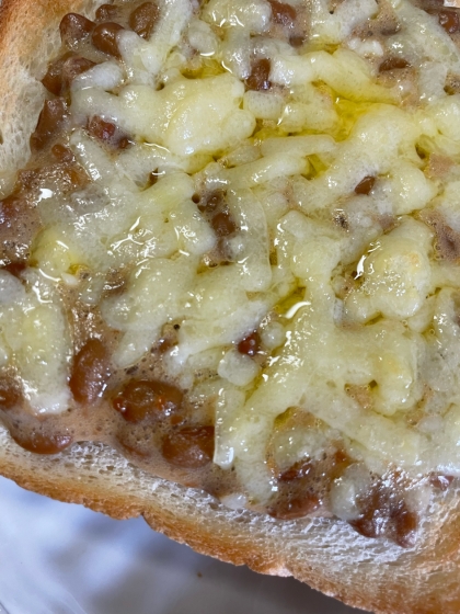 【発酵食品5つ】納豆とチーズのトースト